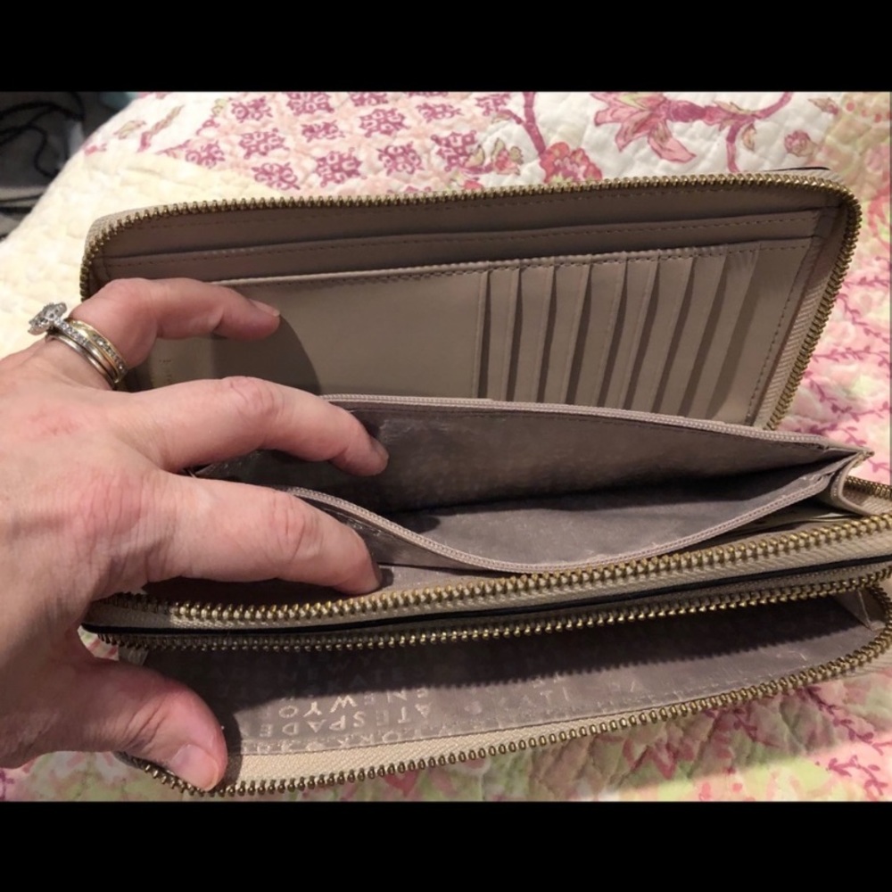 Kate Spade Wallet - Picture 2 of 4